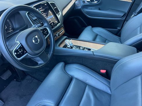 Used 2020 Volvo XC90 T8 Inscription image 10