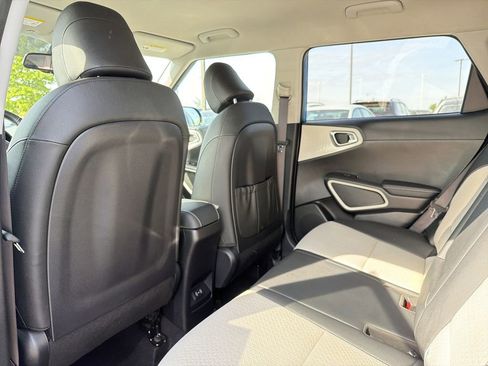 Used 2024 Kia Soul GT-Line image 12