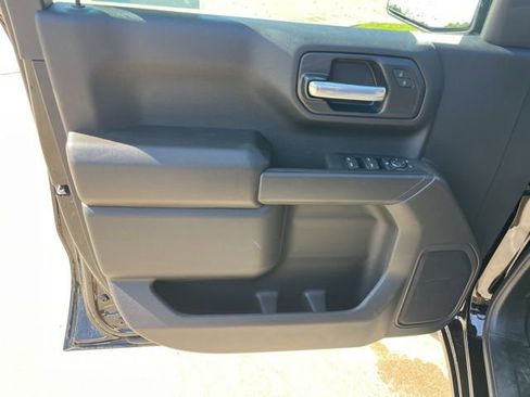 New 2026 Chevrolet Silverado 1500 Custom Trail Boss w/ LPO, Dark Essentials Package AWD/4WD image 16
