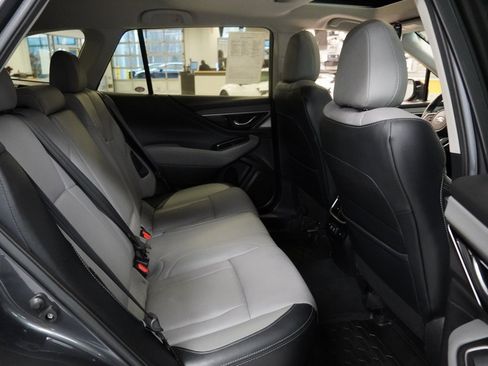 Used 2021 Subaru Outback Limited image 30