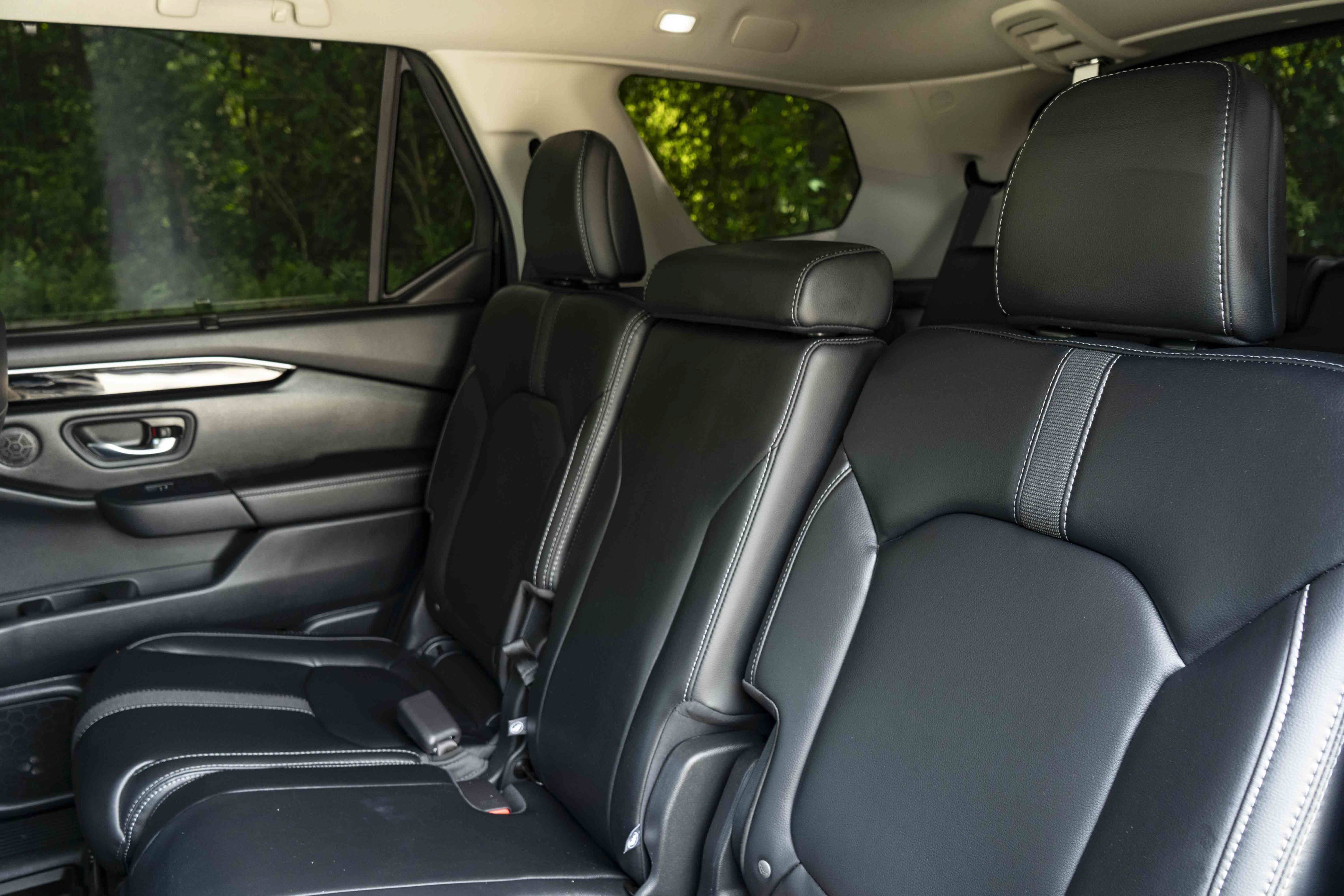 Used 2025 Honda Pilot EX-L image 18