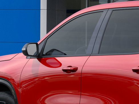 Certified 2024 Chevrolet Traverse RS w/ LPO, Floor Liner Package image 12