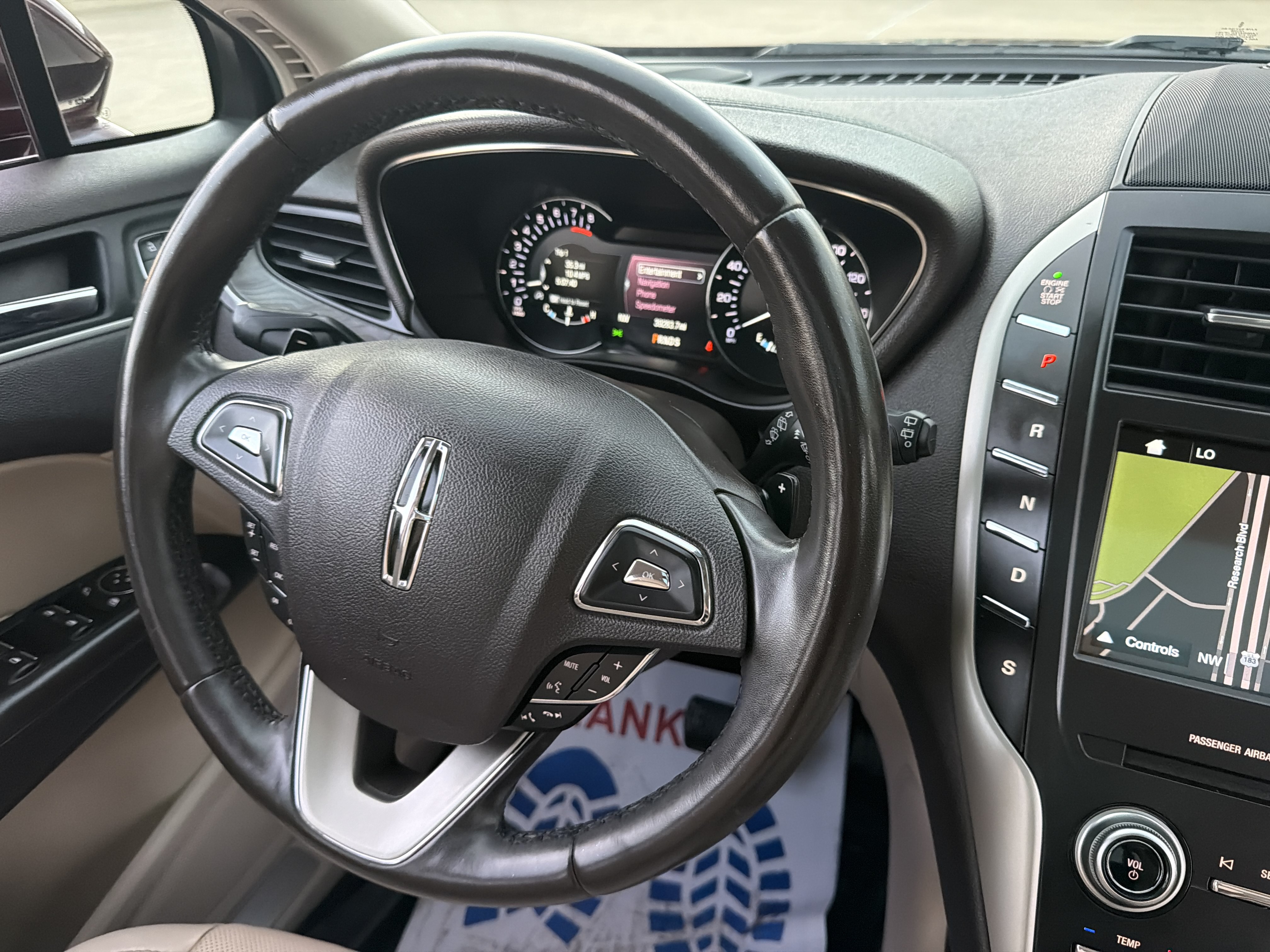 Used 2019 Lincoln MKC Reserve w/ MKC Climate Package FWD image 32