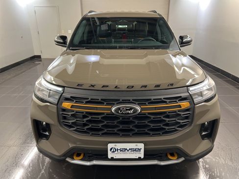New 2026 Ford Explorer Tremor image 2