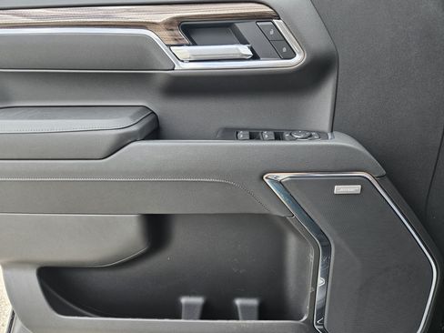 New 2026 Chevrolet Silverado 1500 LT Trail Boss w/ Convenience Package II AWD/4WD image 16