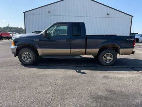 Used 2001 Ford F250 4x4 SuperCab Super Duty image 8