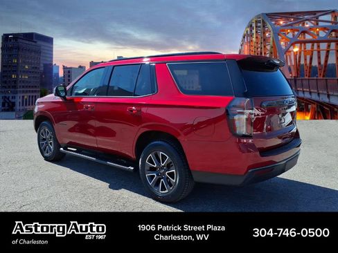 Used 2022 Chevrolet Tahoe Z71 w/ Luxury Package AWD/4WD image 5