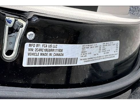 Used 2024 Chrysler Pacifica Touring-L FWD image 31