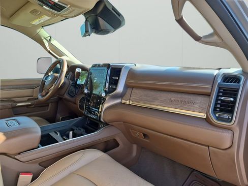 Used 2021 RAM 2500 Limited AWD/4WD image 15