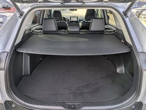 Used 2025 Toyota RAV4 XLE Premium image 29