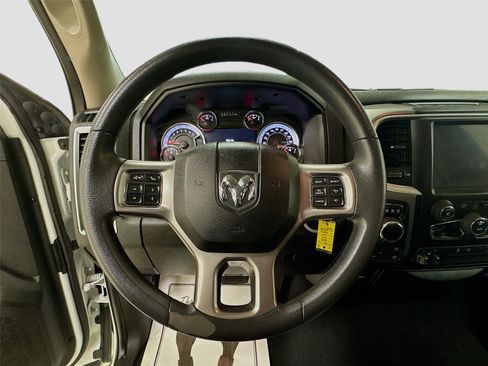 Used 2022 RAM 1500 Classic SLT w/ Electronics Group image 11