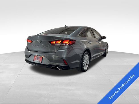 Used 2018 Hyundai Sonata Limited FWD image 4