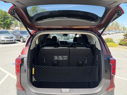 Used 2026 Kia Carnival EX FWD image 31