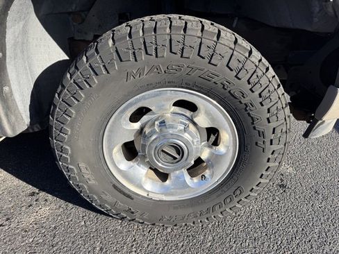 Used 2003 Ford Excursion Limited image 9