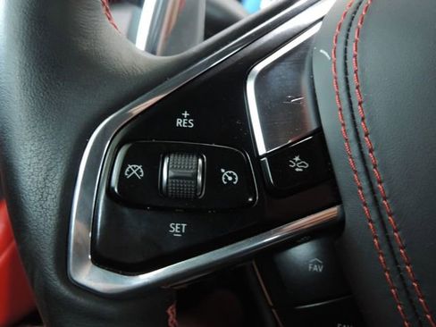 Used 2024 Chevrolet Corvette Stingray Premium Conv w/ Stealth Interior Trim Package RWD image 31
