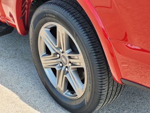 Used 2020 Ford F150 Lariat RWD image 8