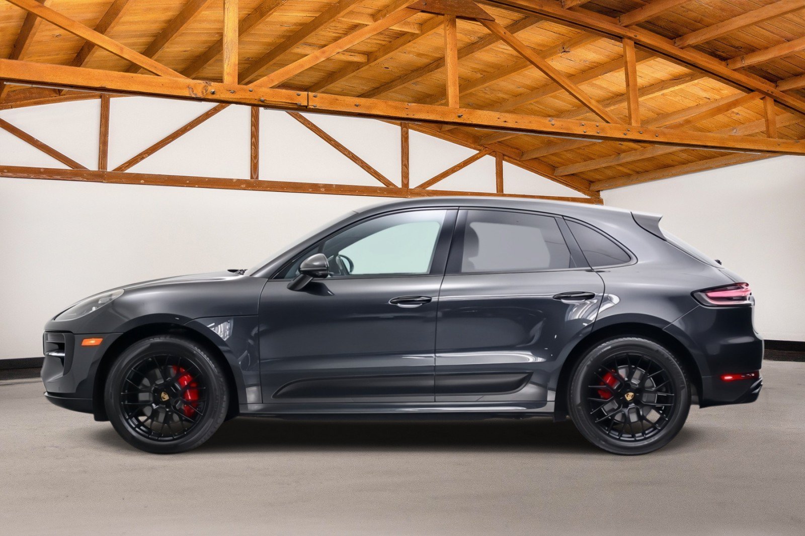 Used 2021 Porsche Macan GTS AWD/4WD image 4