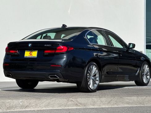Used 2021 BMW 530i w/ Convenience Package image 3