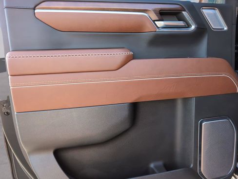 Used 2022 GMC Sierra 1500 Denali Ultimate image 34