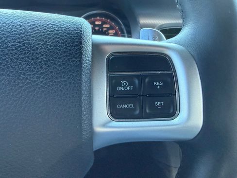 Used 2014 Dodge Charger R/T image 17