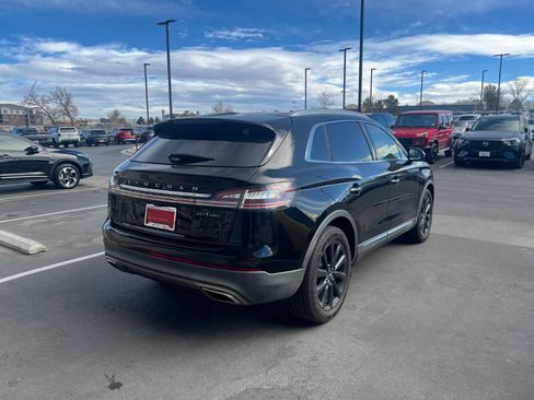 Used 2020 Lincoln Nautilus Reserve w/ Monochromatic Package image 3