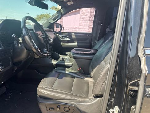 Used 2021 Chevrolet Suburban LT AWD/4WD image 8