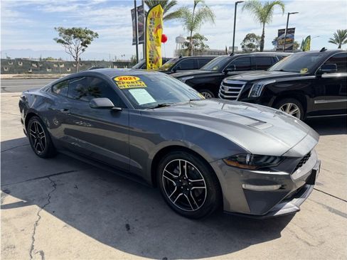 Used 2021 Ford Mustang Premium RWD image 8