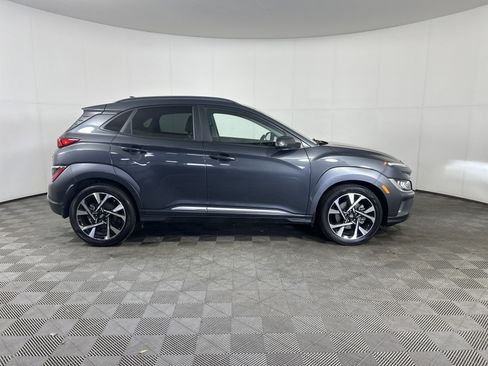 Used 2022 Hyundai Kona Limited image 18