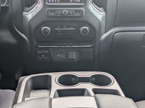 Used 2023 Chevrolet Silverado 2500 Custom w/ Custom Convenience Package AWD/4WD image 19
