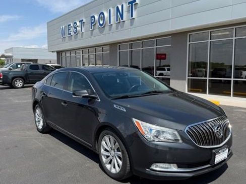 Used 2015 Buick LaCrosse Leather w/ Experience Buick Package FWD image 2
