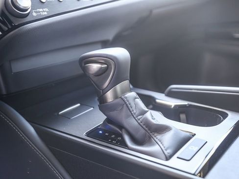 Used 2025 Lexus ES 350 FWD image 19