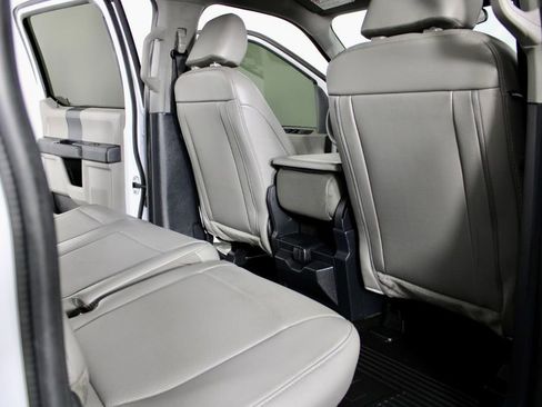 Used 2022 Ford F350 XL w/ Power Equipment Group image 32