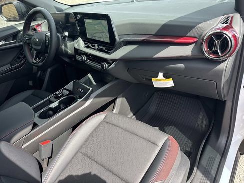 New 2026 Chevrolet Equinox RS w/ Safety and Technology Package FWD image 10