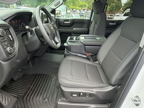 New 2026 Chevrolet Silverado 1500 Custom w/ Turbomax Blackout Package AWD/4WD image 16