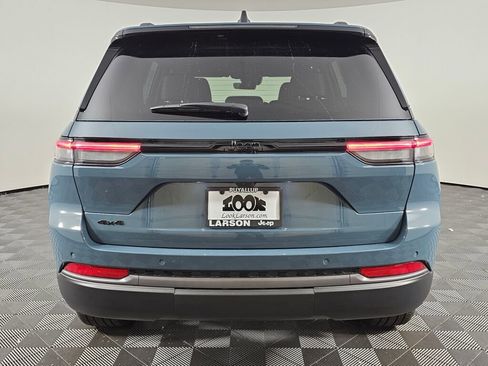 New 2026 Jeep Grand Cherokee Limited w/ Limited Altitude Package AWD/4WD image 5