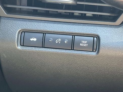 Used 2022 Nissan Altima 2.5 SR FWD image 16
