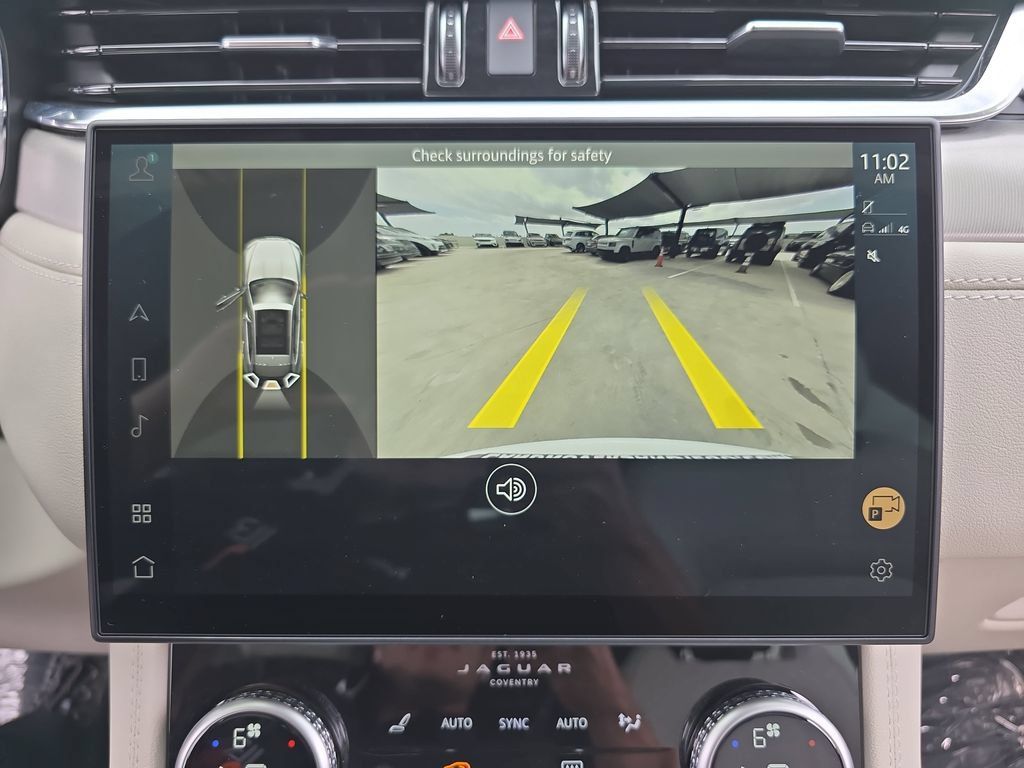 Used 2025 Jaguar F-PACE R-Dynamic S AWD/4WD image 23