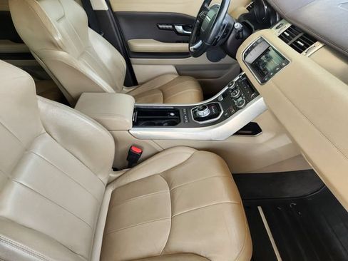 Used 2016 Land Rover Range Rover Evoque SE AWD/4WD image 13
