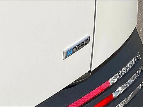 New 2026 Hyundai Ioniq 5 SEL image 9