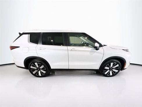 New 2026 Mitsubishi Outlander SE FWD image 31