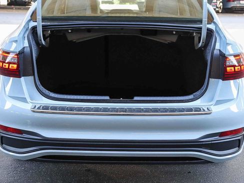 New 2026 Volkswagen Jetta SE image 12