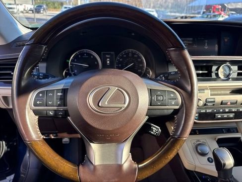 Used 2016 Lexus ES 350 image 17