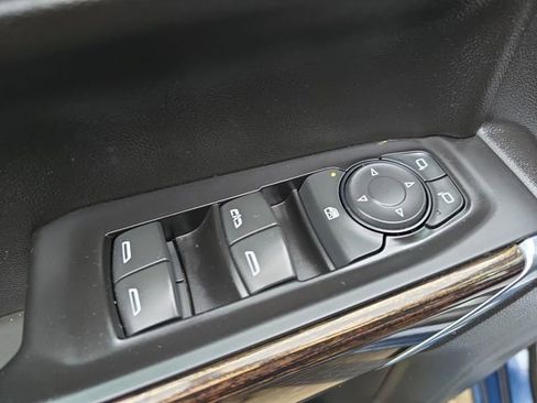 Certified 2020 GMC Sierra 1500 Elevation w/ Elevation Value Package image 13