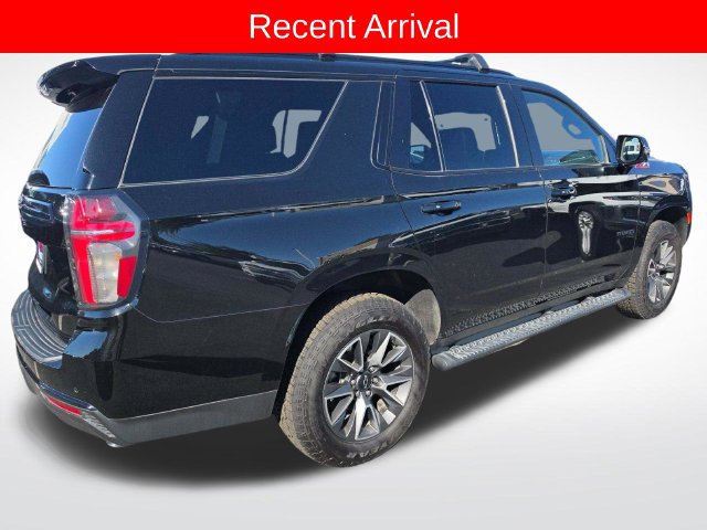 Used 2023 Chevrolet Tahoe Z71 w/ Luxury Package AWD/4WD image 2