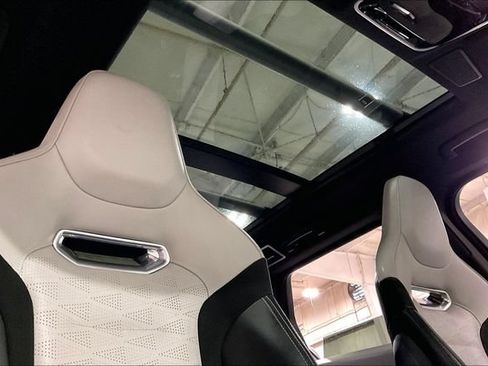 Used 2019 Land Rover Range Rover Sport SVR AWD/4WD image 22
