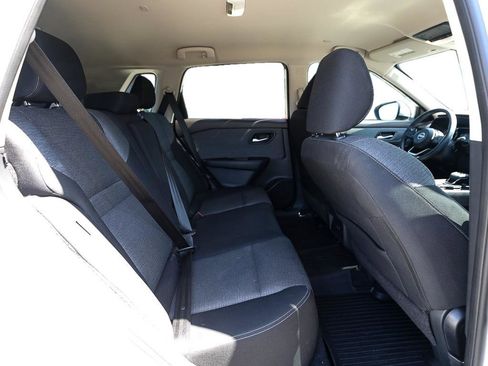 Used 2023 Nissan Rogue SV AWD/4WD image 22