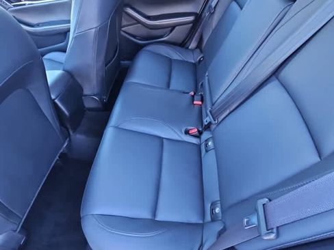 Used 2023 MAZDA MAZDA3 s image 27