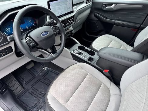 Used 2024 Ford Escape Active w/ Tech Pack #2 FWD image 10