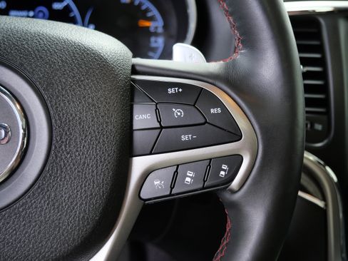 Used 2018 Jeep Grand Cherokee Trailhawk w/ Trailhawk Luxury Group AWD/4WD image 24