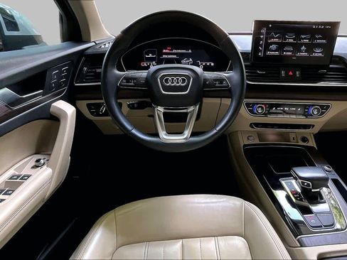 Used 2021 Audi Q5 2.0T Premium Plus w/ Premium Plus Package AWD/4WD image 5